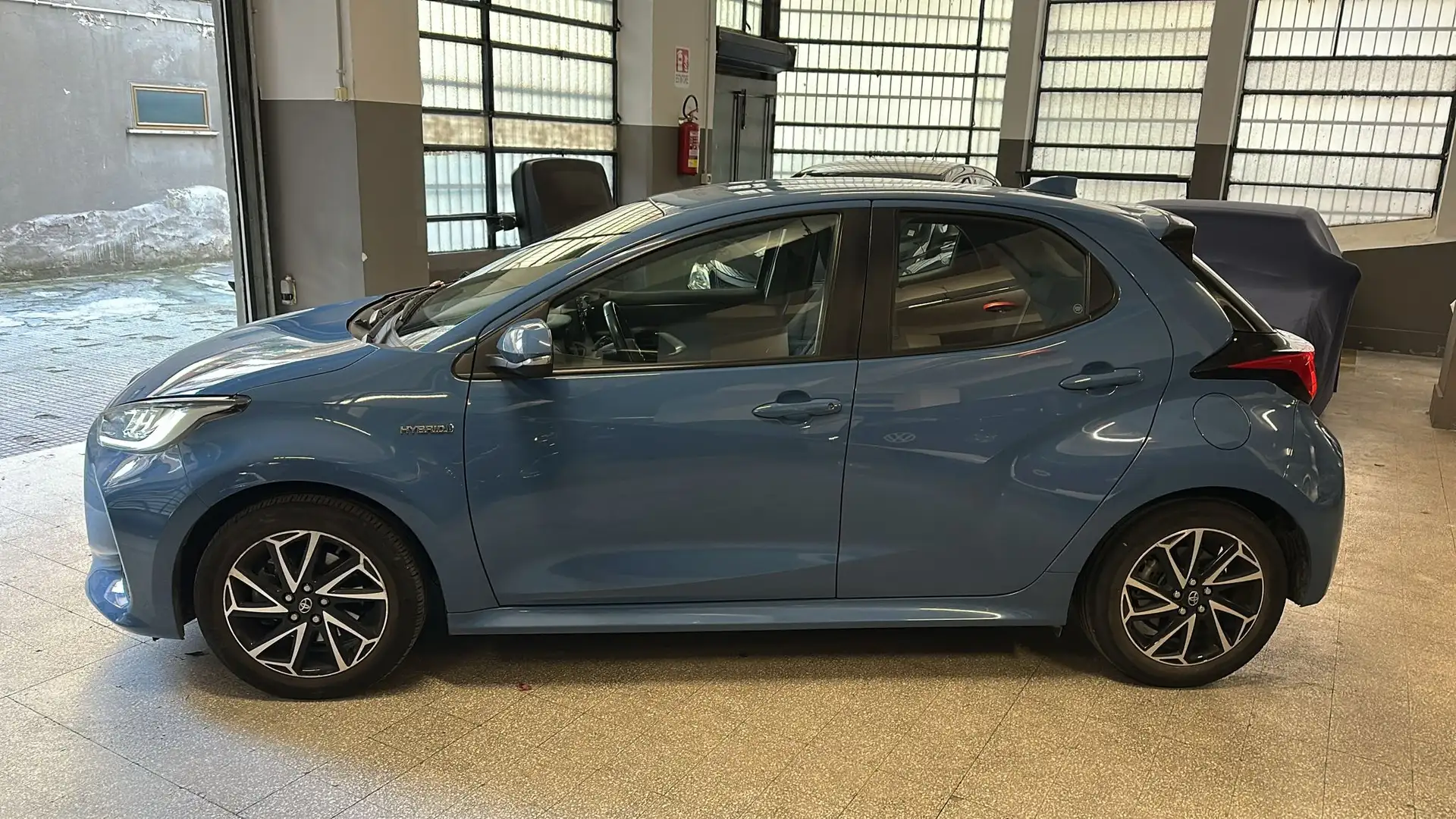 Toyota Yaris Yaris IV 2020 1.5h Trend Blu/Azzurro - 1