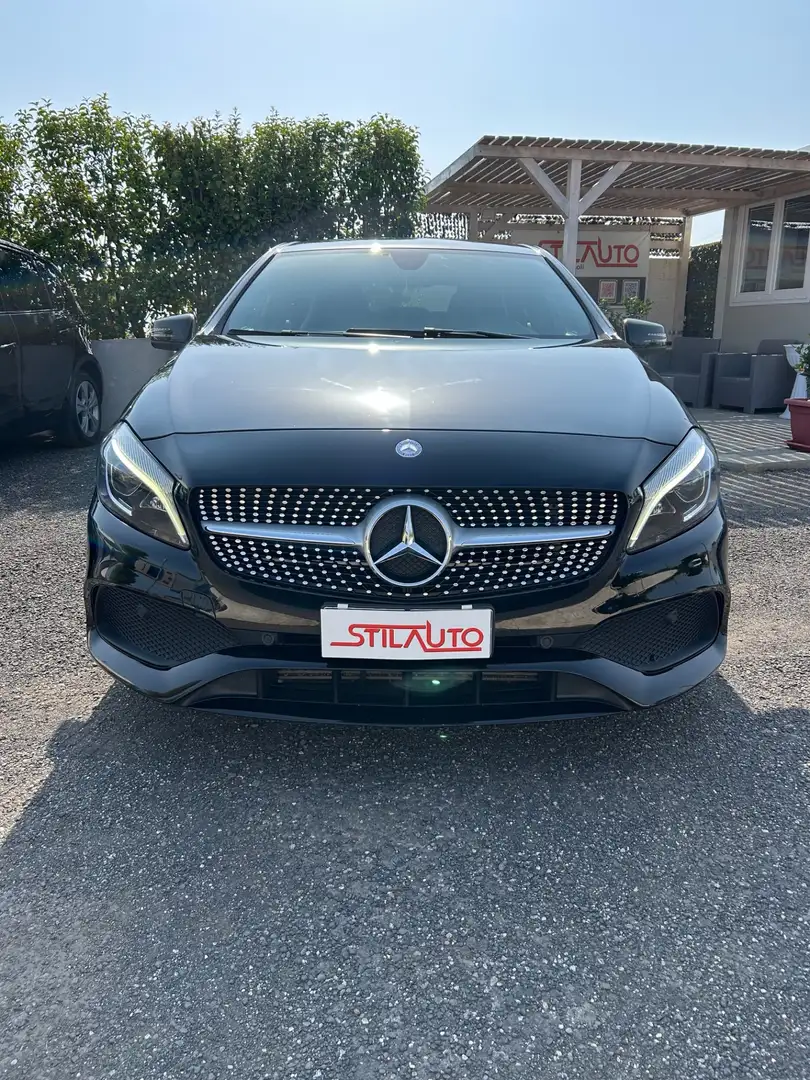 Mercedes-Benz A 200 A 200 d Automatic 4Matic Premium Nero - 2