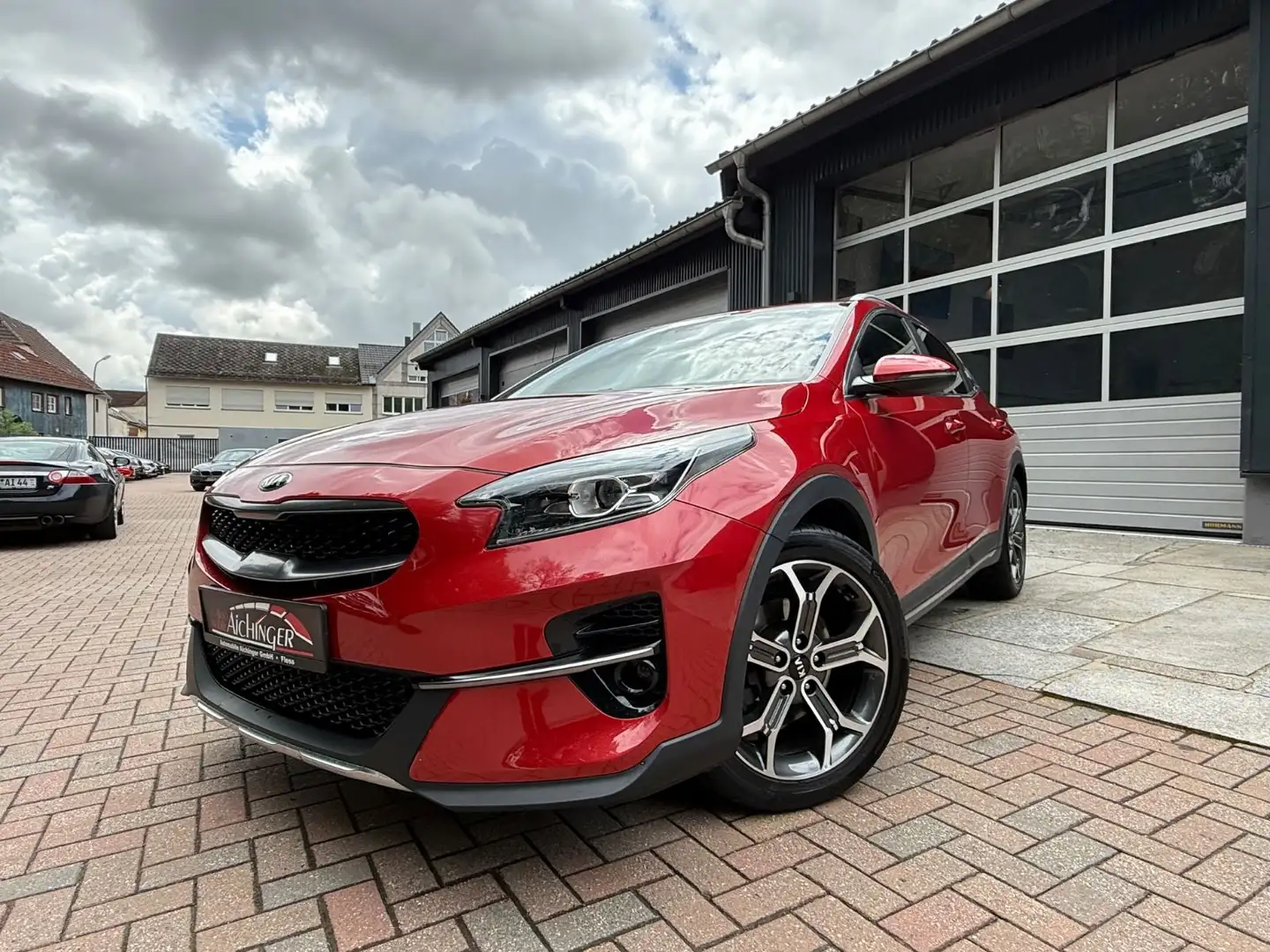 Kia XCeed Spirit 1.Hand 8-Fach Sitheizung Lenkradh. Roşu - 1