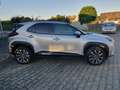 Toyota Yaris Cross Hybrid 130 1.5 VVT-i Team Deutschland Silber - thumbnail 4