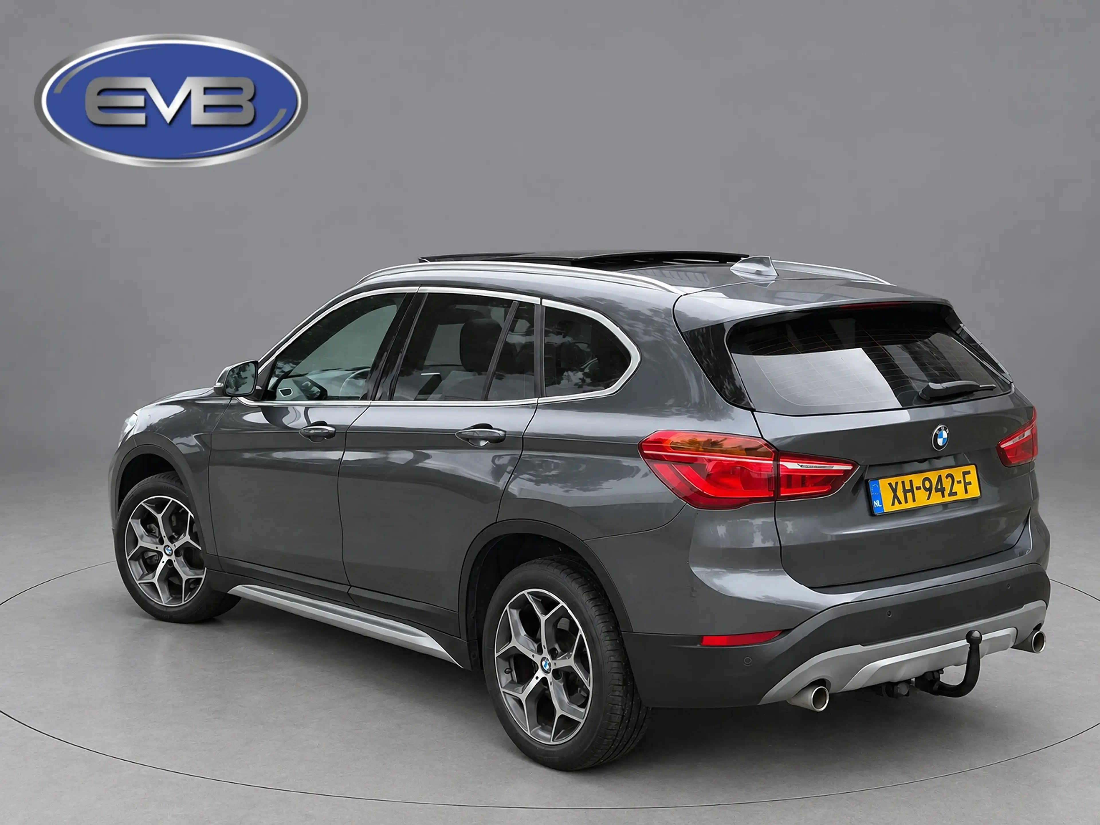 BMW X1 SDrive20i Automaat Orange Edition II, panoramadak, — photo 3