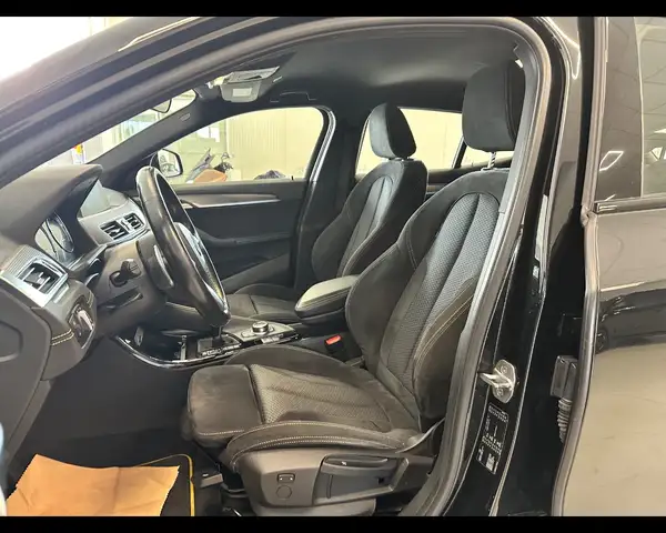BMW X2 view 9