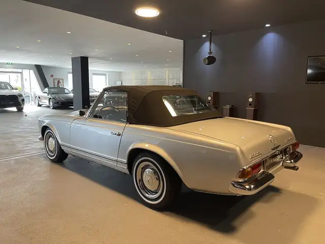 Mercedes-Benz Sonstige 230SL Pagode Ansicht 6