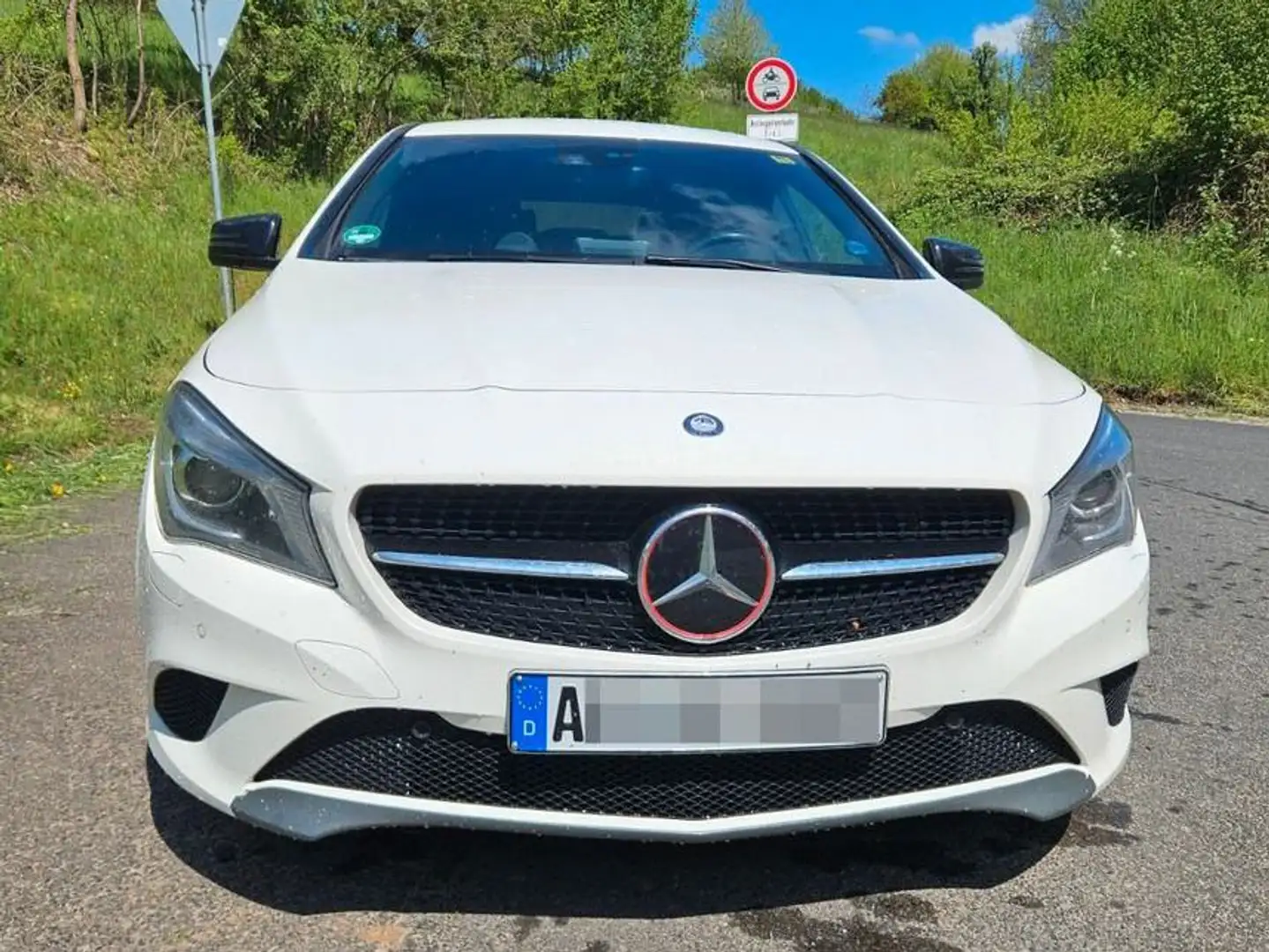 Mercedes-Benz CLA 220 CLA Diesel (CDI) d 4Matic Top Ausstattung Weiß - 1