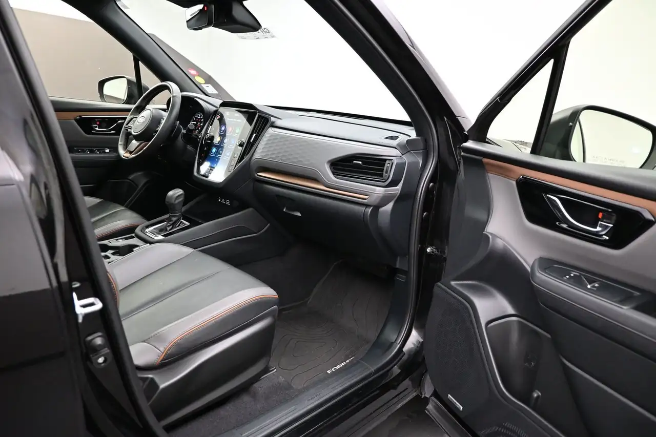 Subaru Forester снимка Subaru Forester