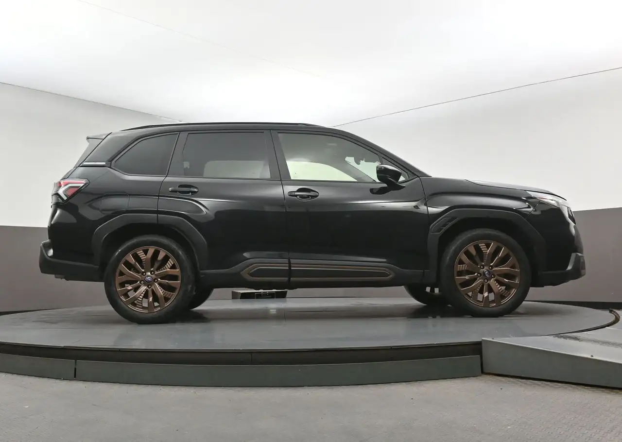 Subaru Forester снимка Subaru Forester
