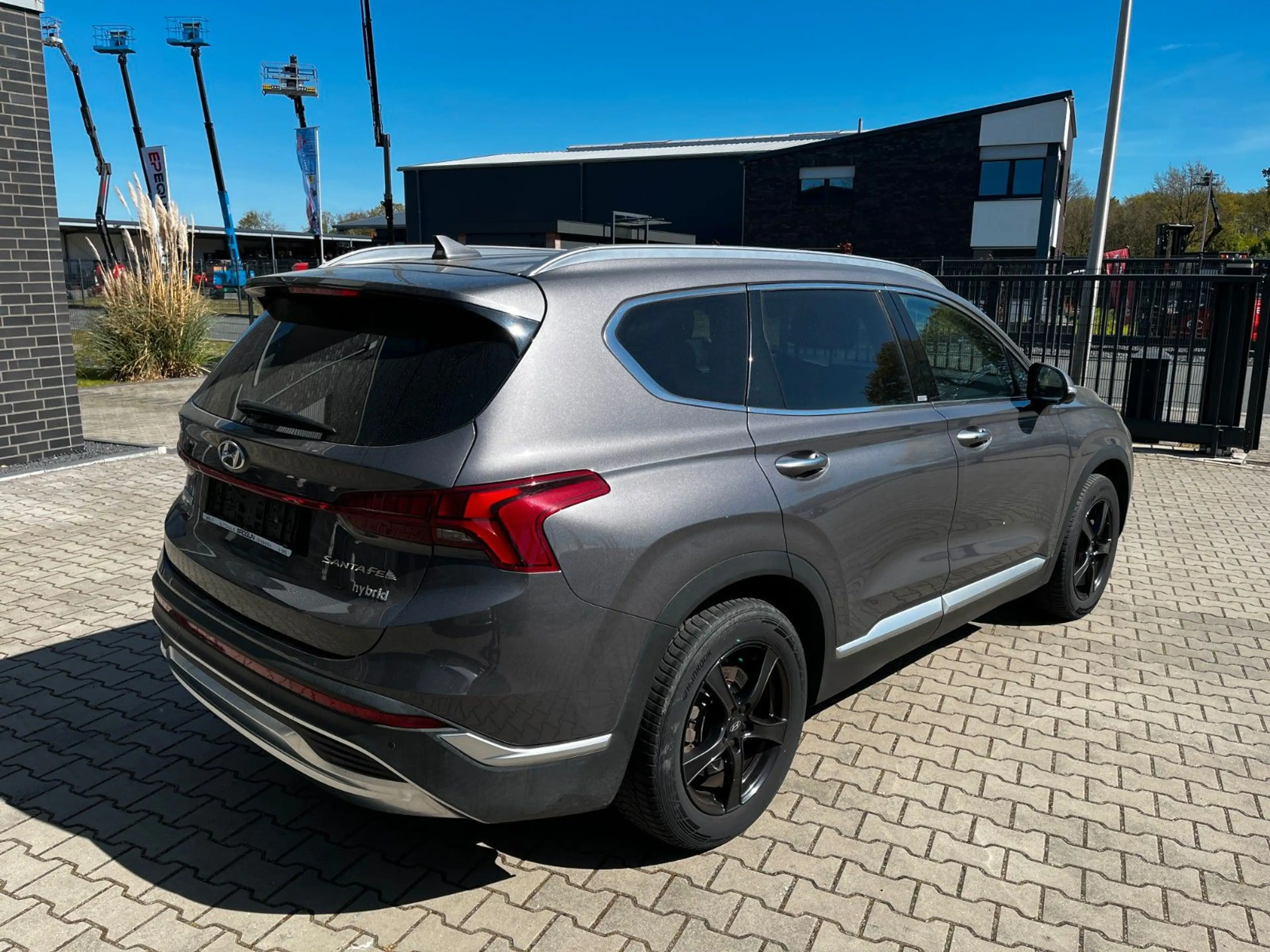 Hyundai SANTA FE Hybrid Prima 4WD/Leder/Navi/360/MWST — photo 6