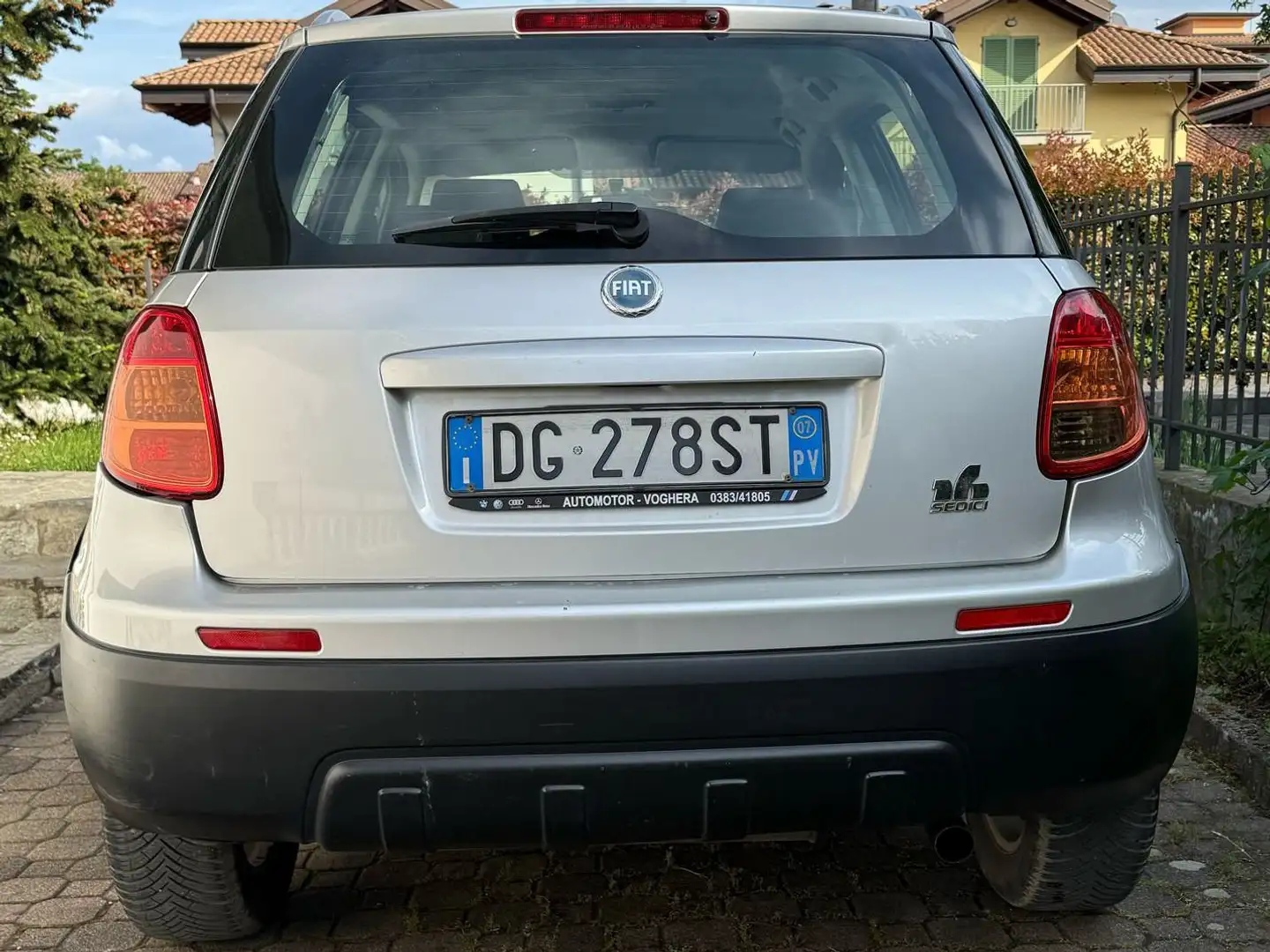 Fiat Sedici Sedici 1.9 mjt Emotion 4x4 120cv Plateado - 2