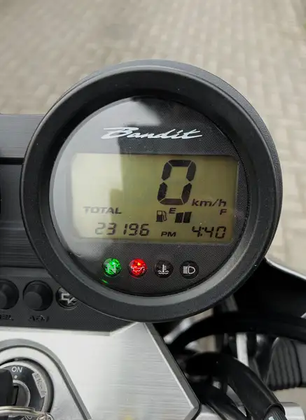 Suzuki Bandit 650 - foto 4