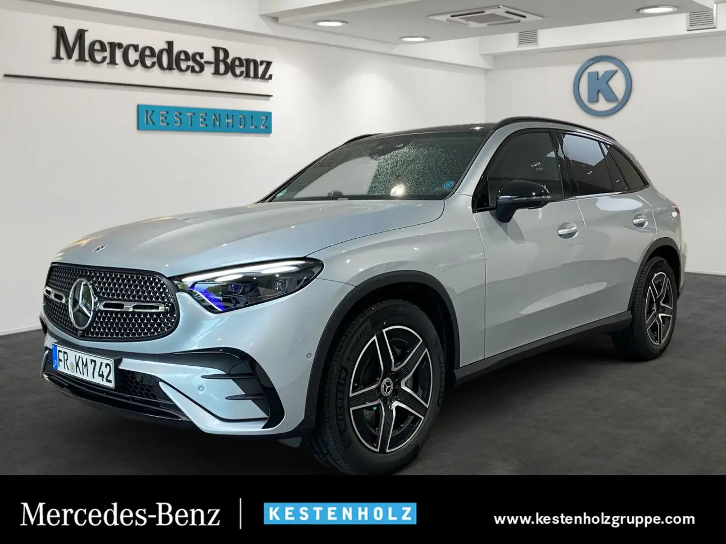 Mercedes-Benz GLC 220 d 4Matic AMG+PANO+AHK+360°+DISTR+PARK Silber - 1