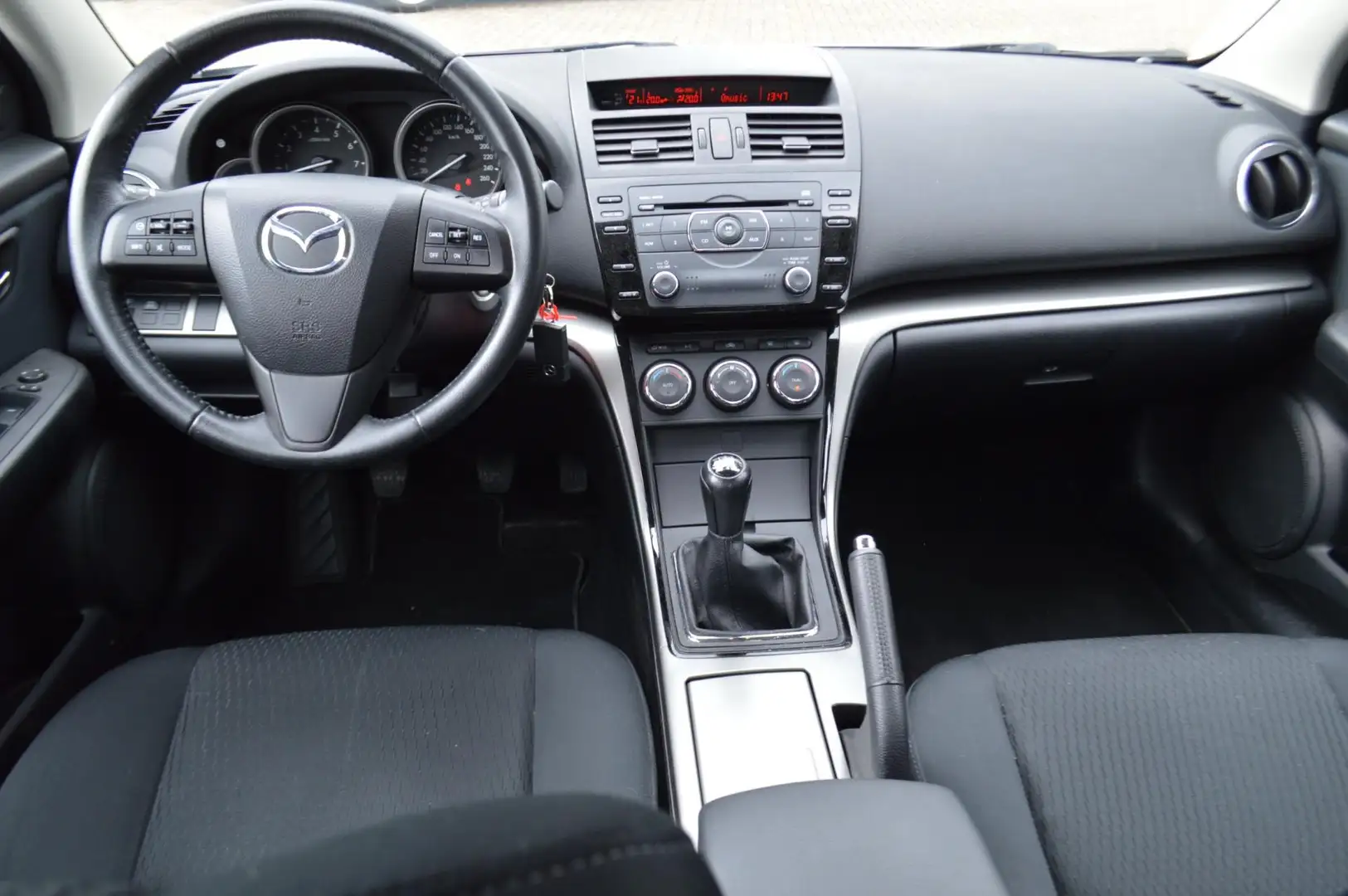 Mazda 6 1.8 Business, DEALERONDERH, TREKHAAK NL-auto, NAP, Gris - 2