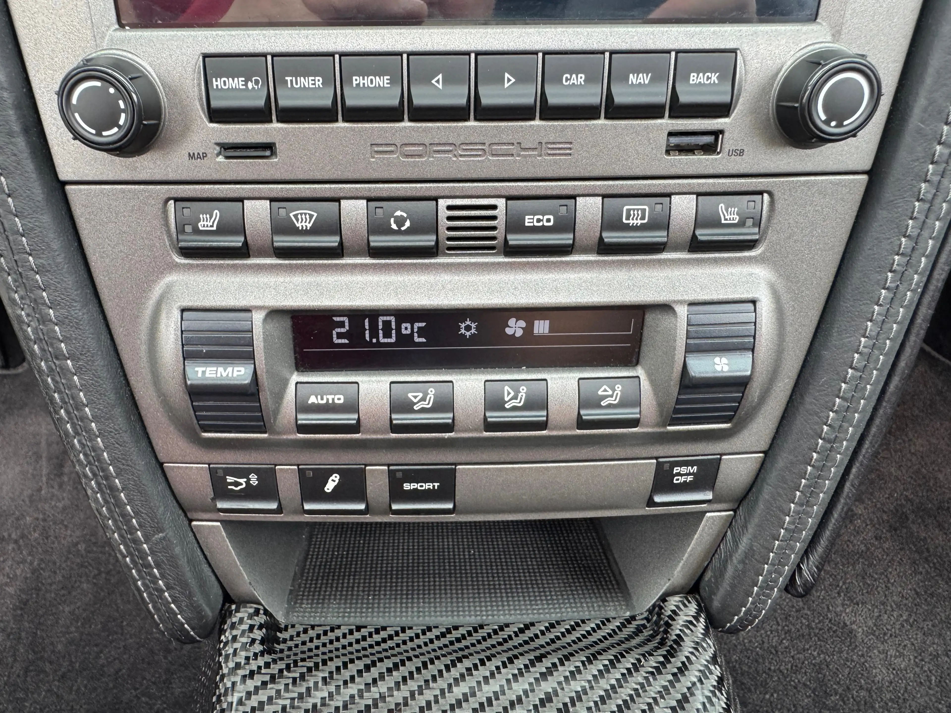 Porsche 911 997 3.6 Turbo / MANUAL / CARBON / CHRONO / CARPLAY — photo 12