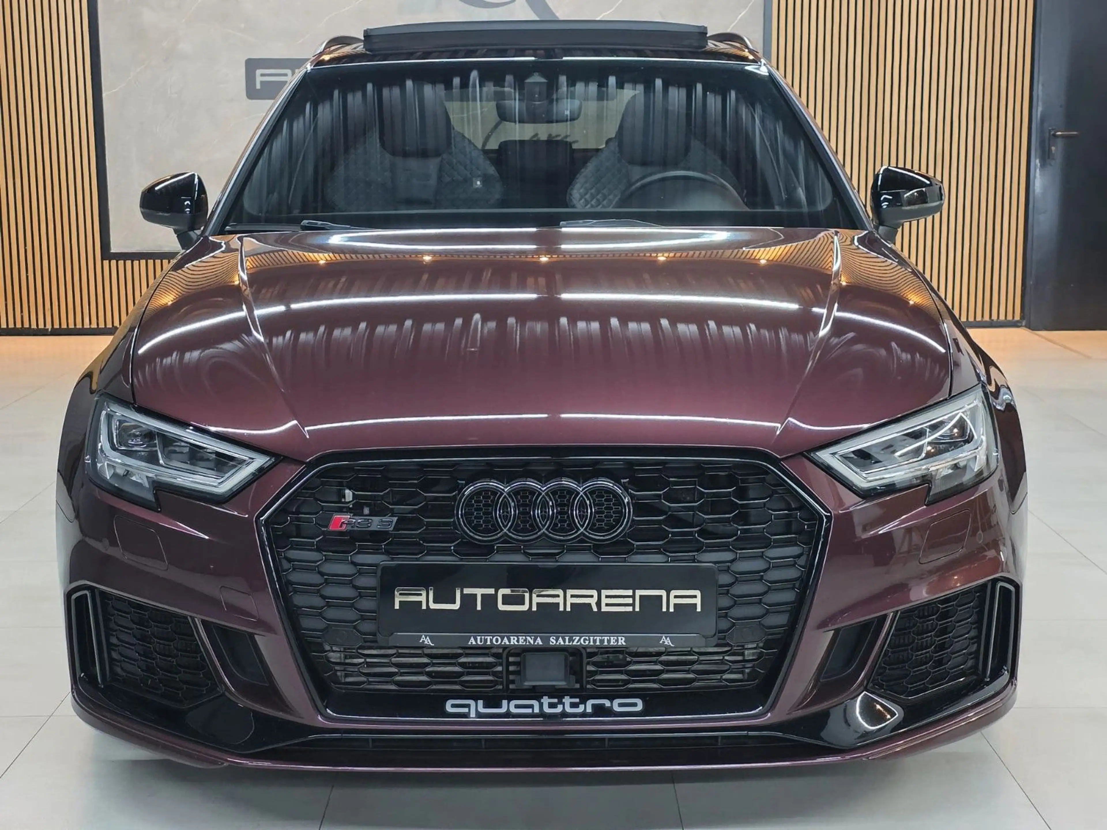 Audi RS3 Sportback 2.5 TFSI quattro*EXCLUSIVE*PANO* — photo 9