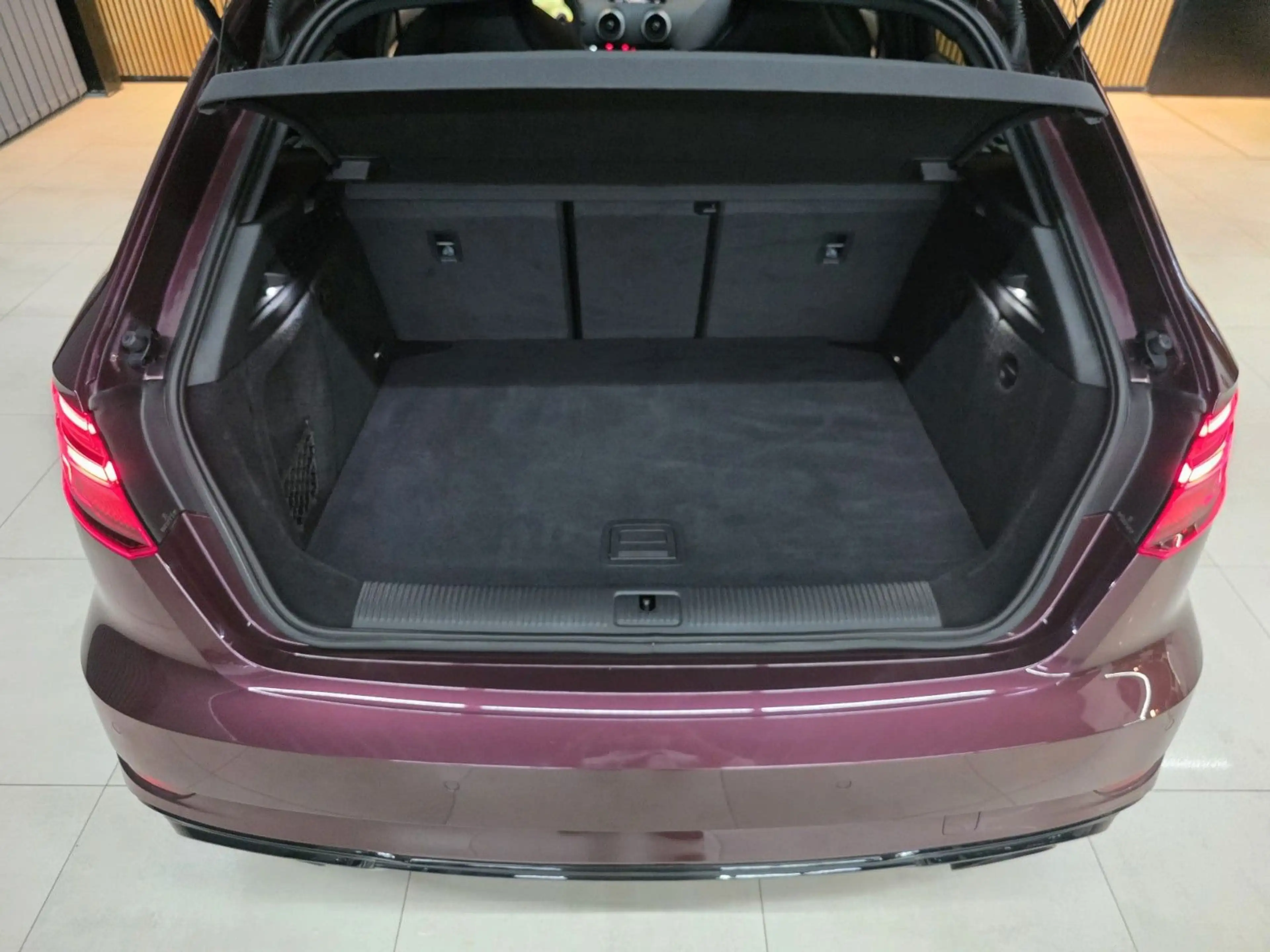 Audi RS3 Sportback 2.5 TFSI quattro*EXCLUSIVE*PANO* — photo 11