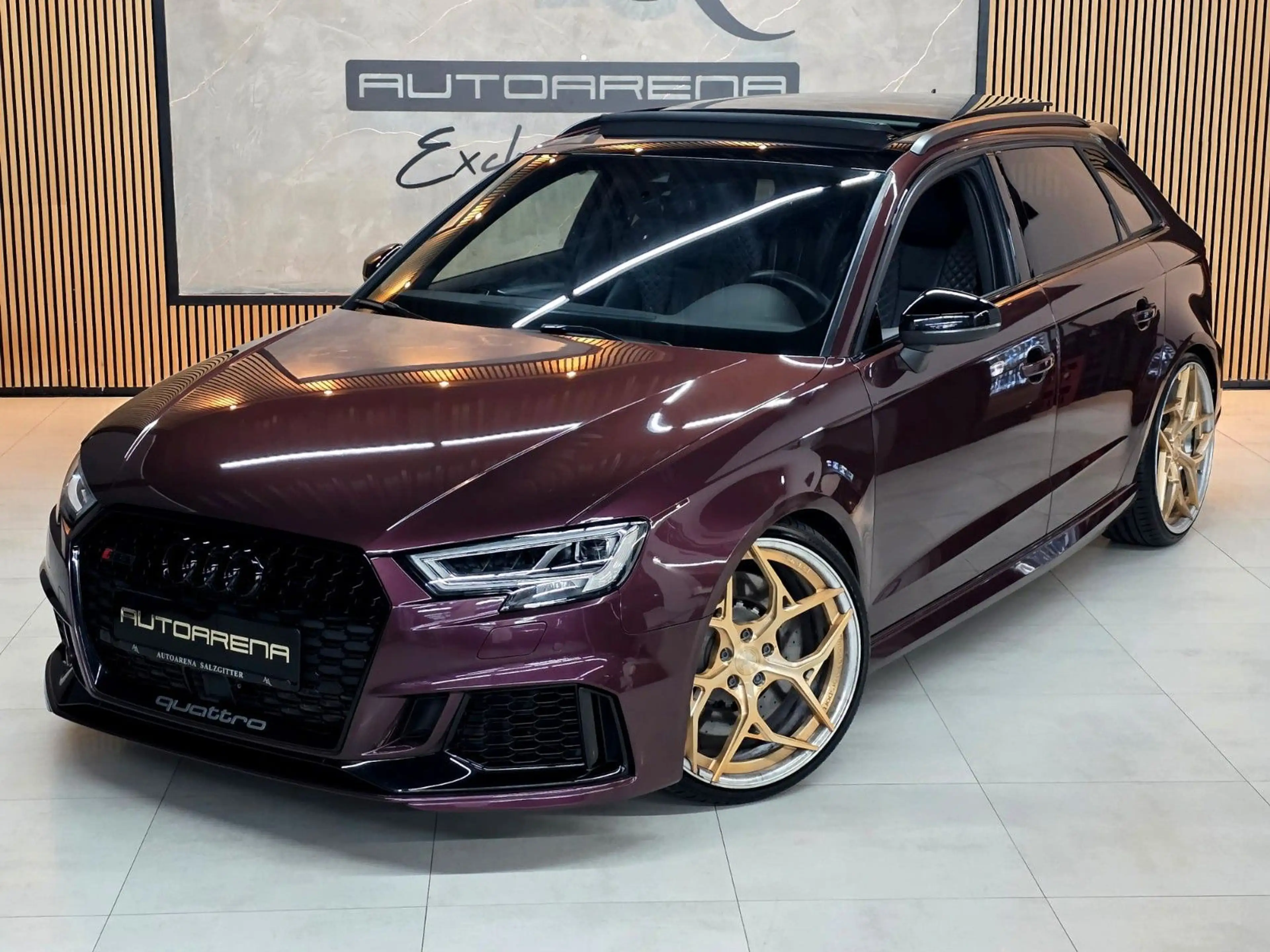 Audi RS3 Sportback 2.5 TFSI quattro*EXCLUSIVE*PANO* — photo 2