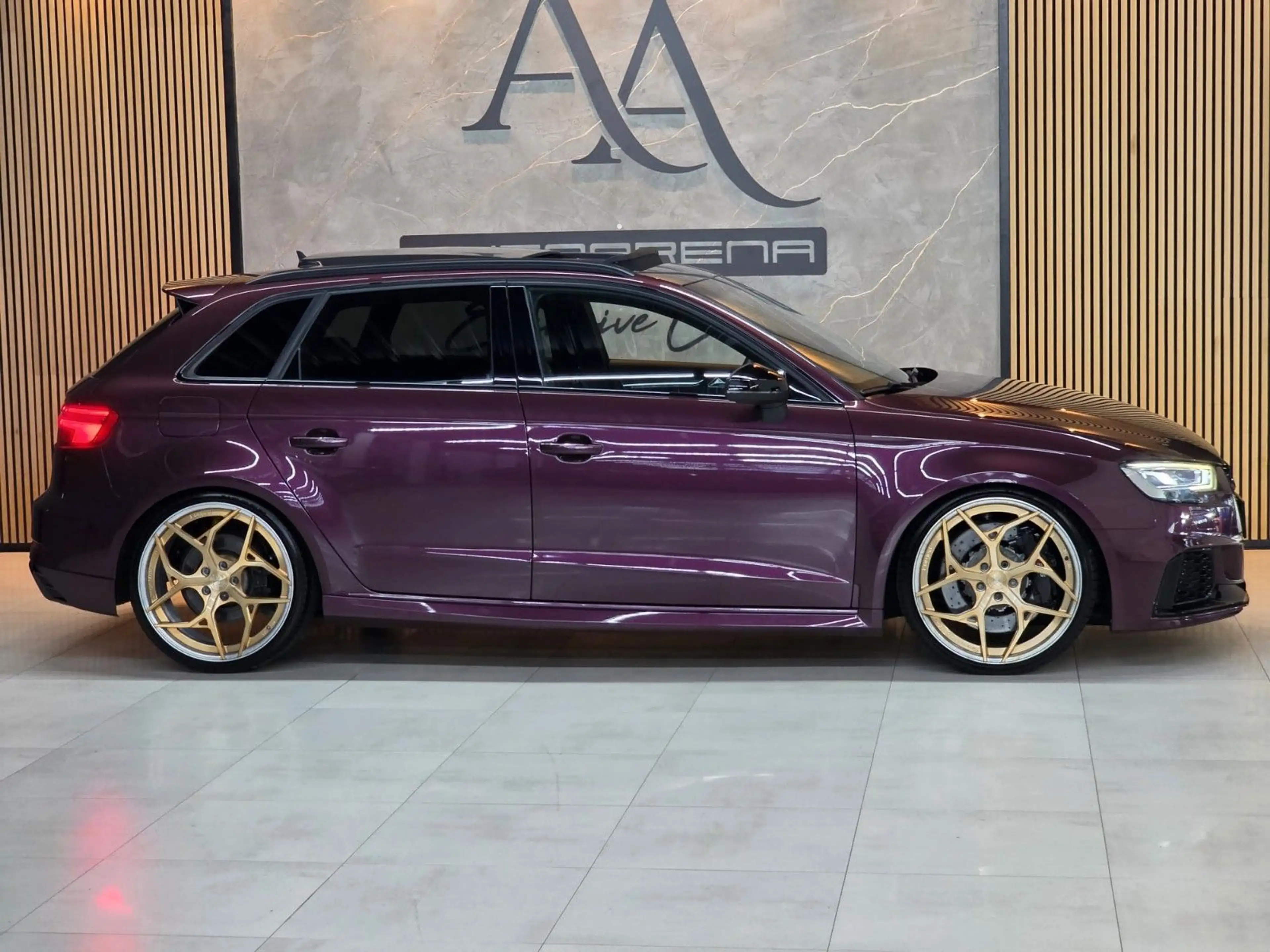 Audi RS3 Sportback 2.5 TFSI quattro*EXCLUSIVE*PANO* — photo 5