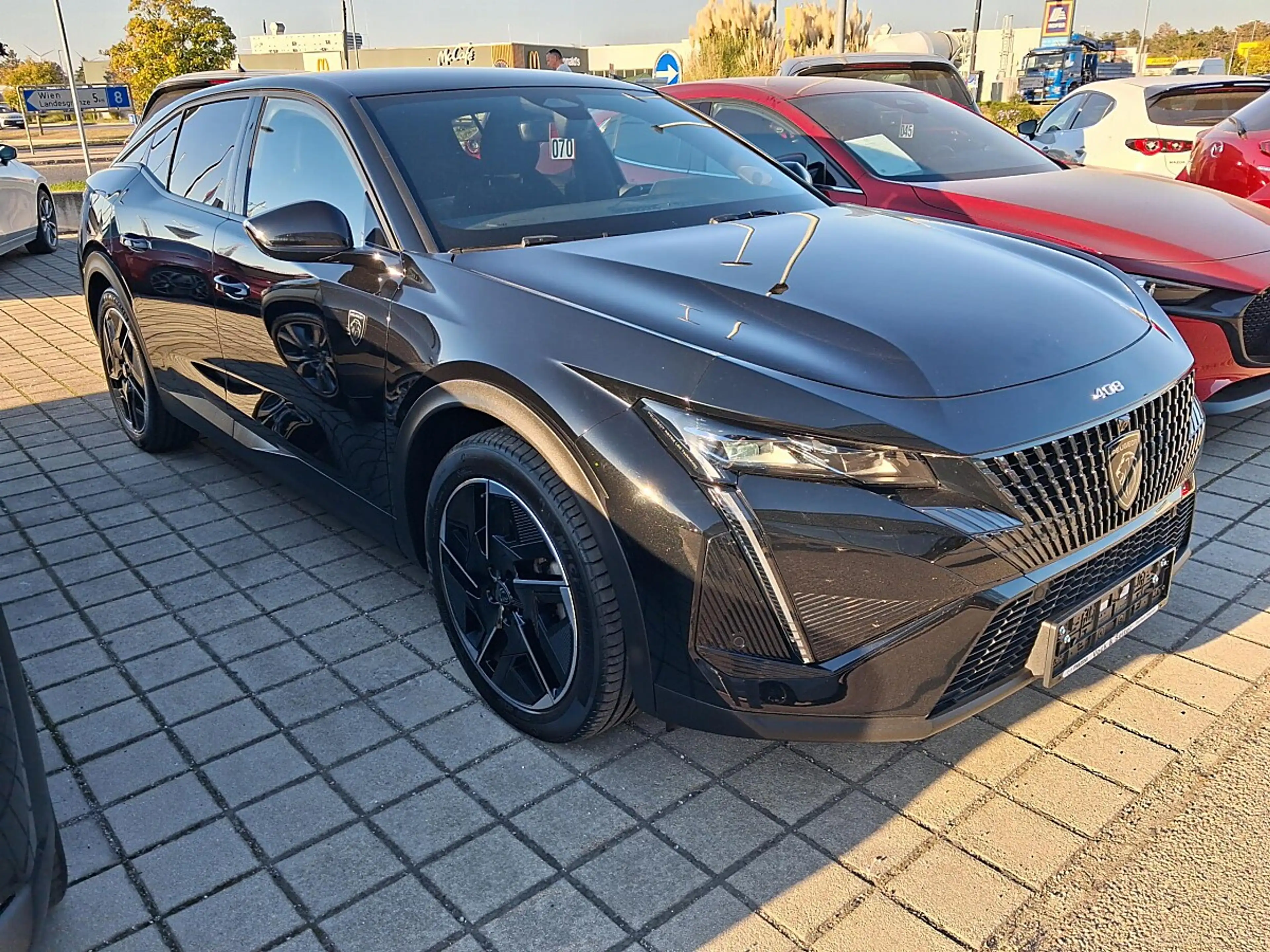 Peugeot 408 PureTech 130 S&S EAT8 GT — photo 2