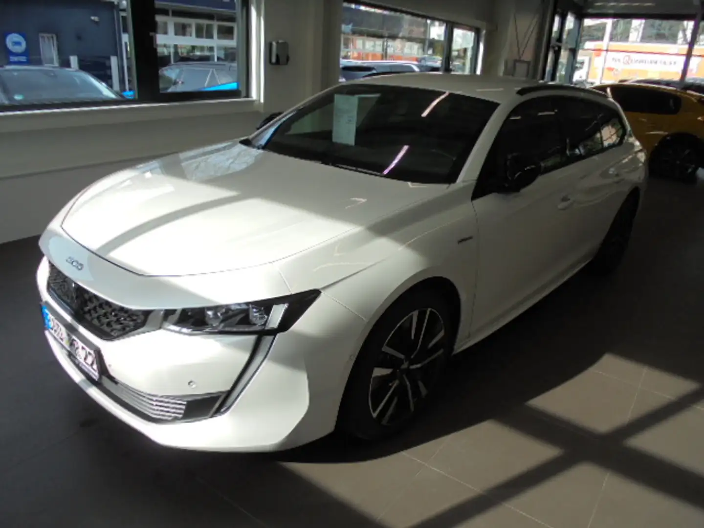 Peugeot 508 SW GT Plug-In Hybrid 225 e-EAT8 Weiß - 1