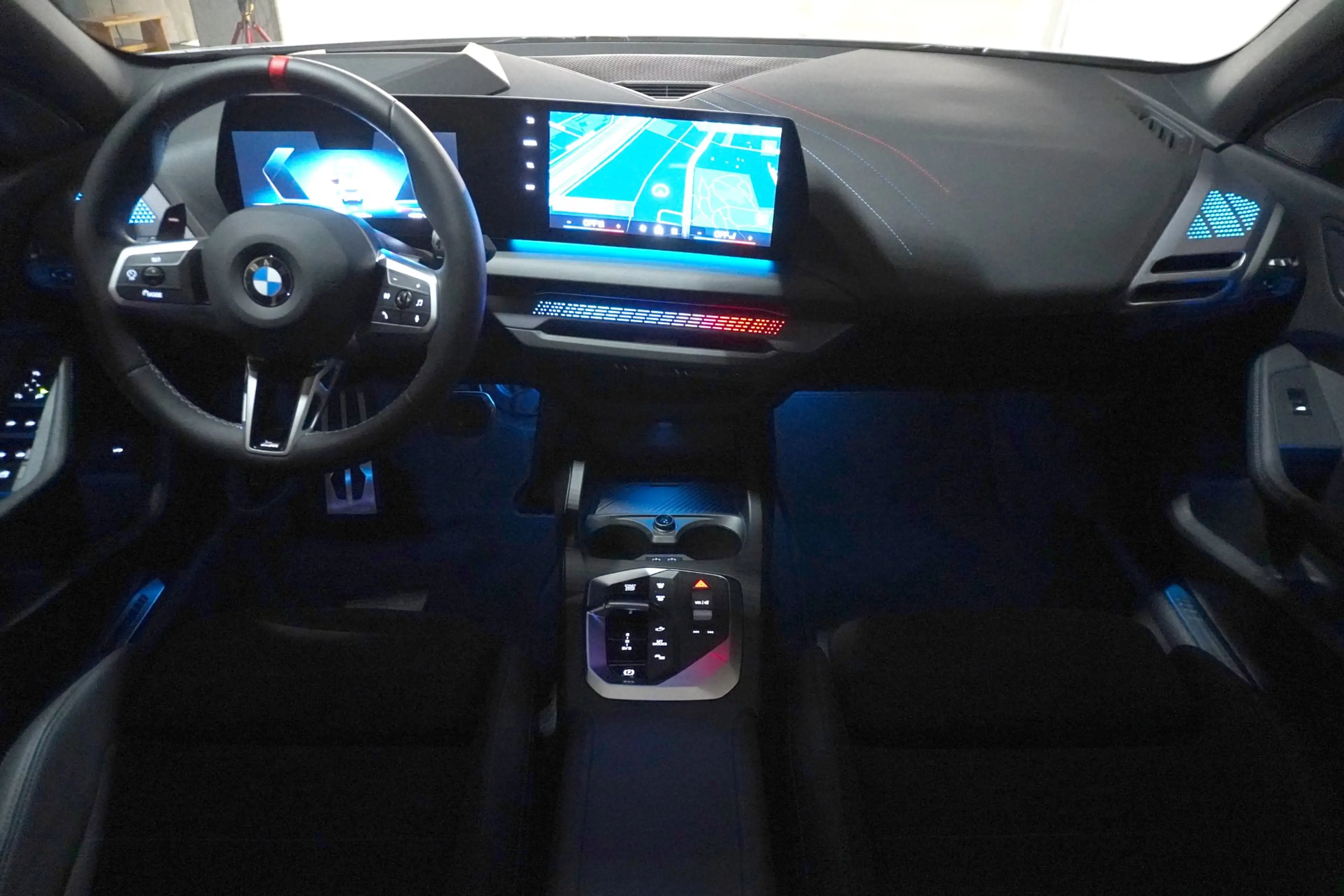 BMW 135 M135i xDrive — photo 11