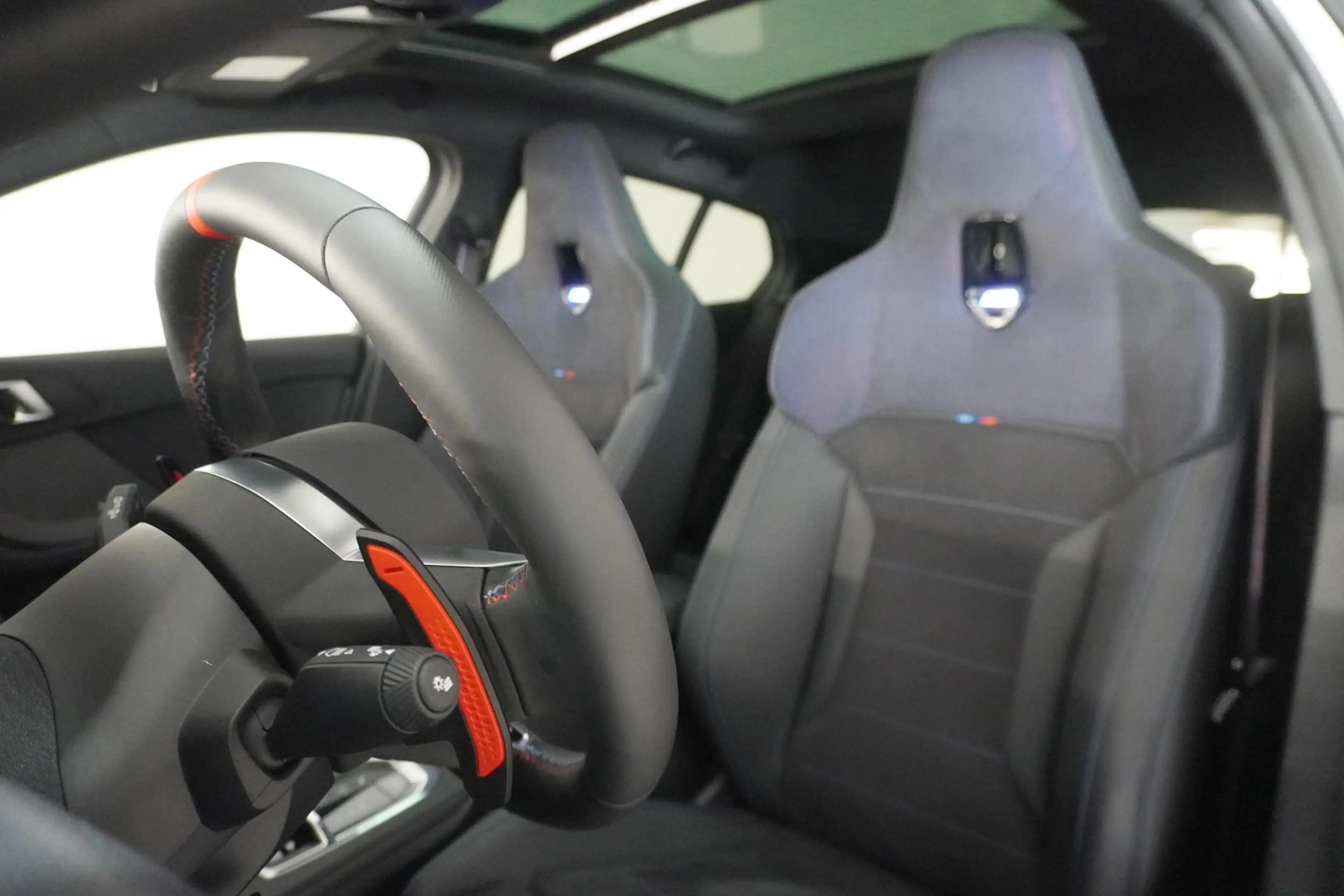 BMW 135 M135i xDrive — photo 7
