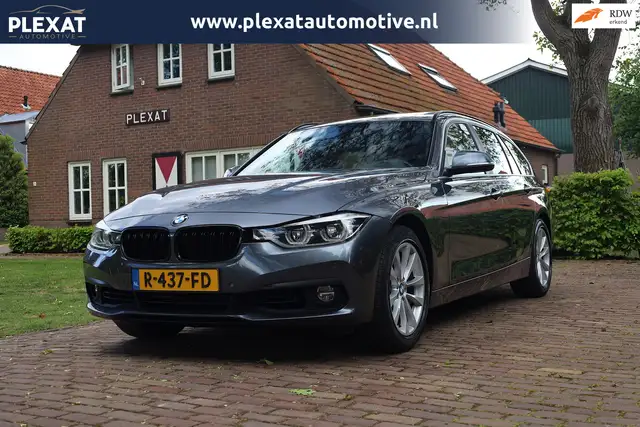 BMW 318 3-serie Touring 318i Executive Aut. | Panorama | F