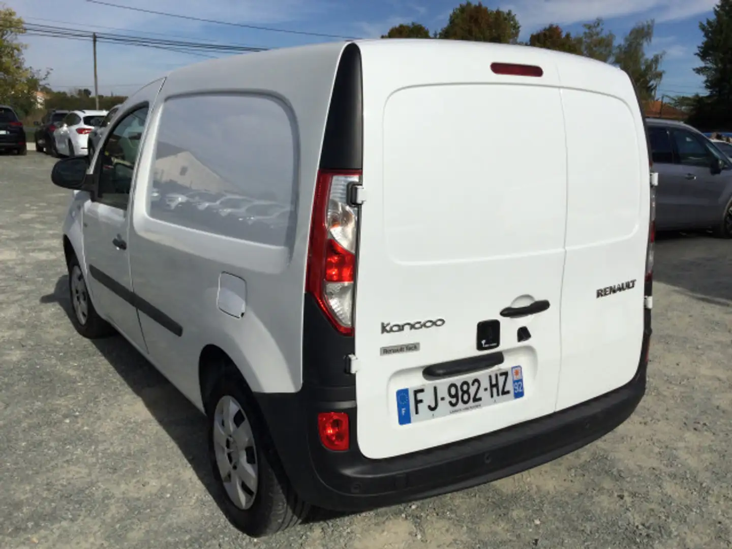 Renault Kangoo Z.E. ZE 36 KW R-Link Achat Integral ttc Blanc - 2