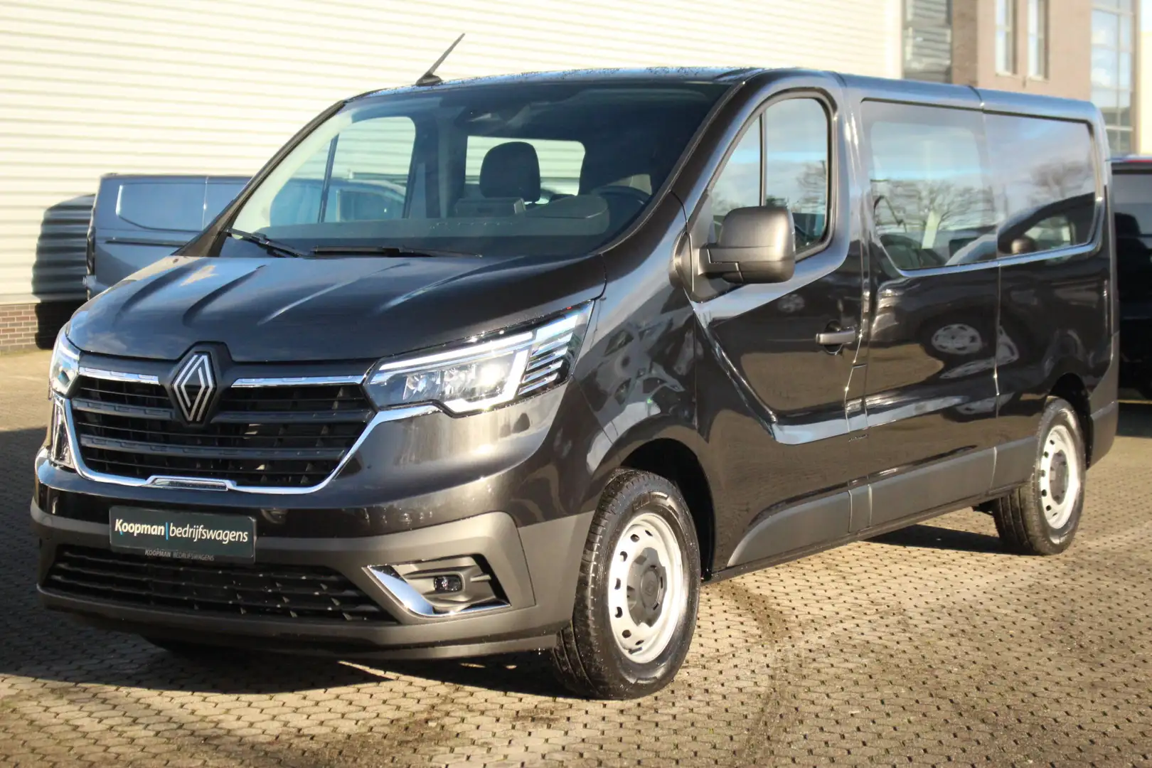 Renault Trafic 2.0dCi 150pk T30 L2H1 DC | 6-Zits | Carplay/Androi Nero - 2