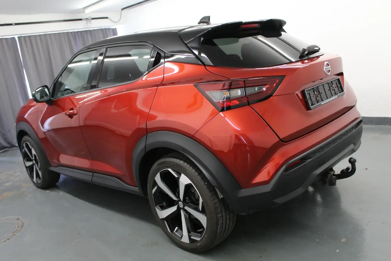 Nissan Juke 1.0 DIG-T Automatik+Navi+PDC+AHK+Sitzh.! Rojo - 1