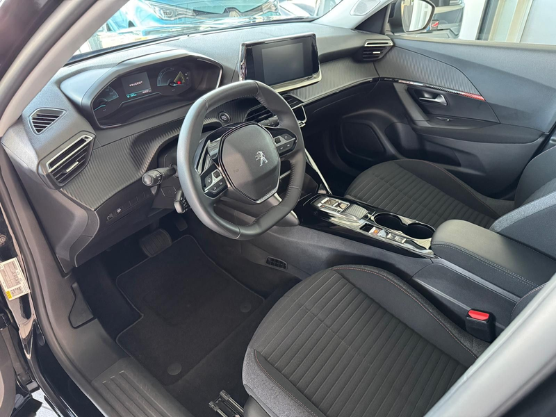 Peugeot e-2008 2008 e - Active *PDC*CarPlay*DAB*Allw.*LED*CCS* — photo 14