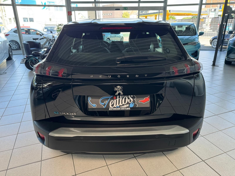 Peugeot e-2008 2008 e - Active *PDC*CarPlay*DAB*Allw.*LED*CCS* — photo 8