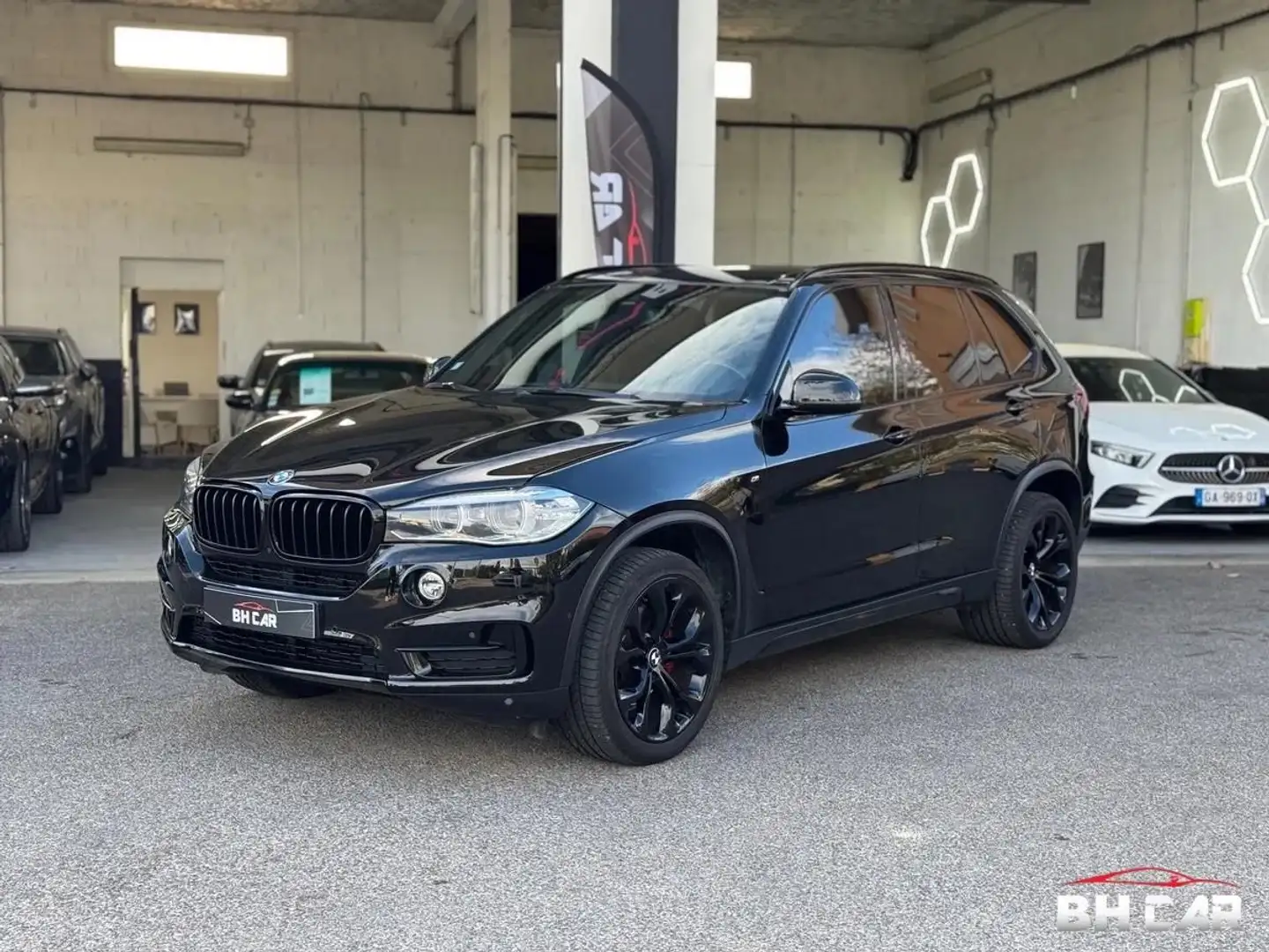 BMW X5 (F15) 30d xDrive 3.0 d 258 cv Boîte auto Noir - 1