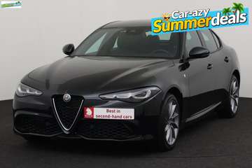 2.0 T8 Q4 SPORT + A/T + GPS + LEDER + CAMERA + PDC