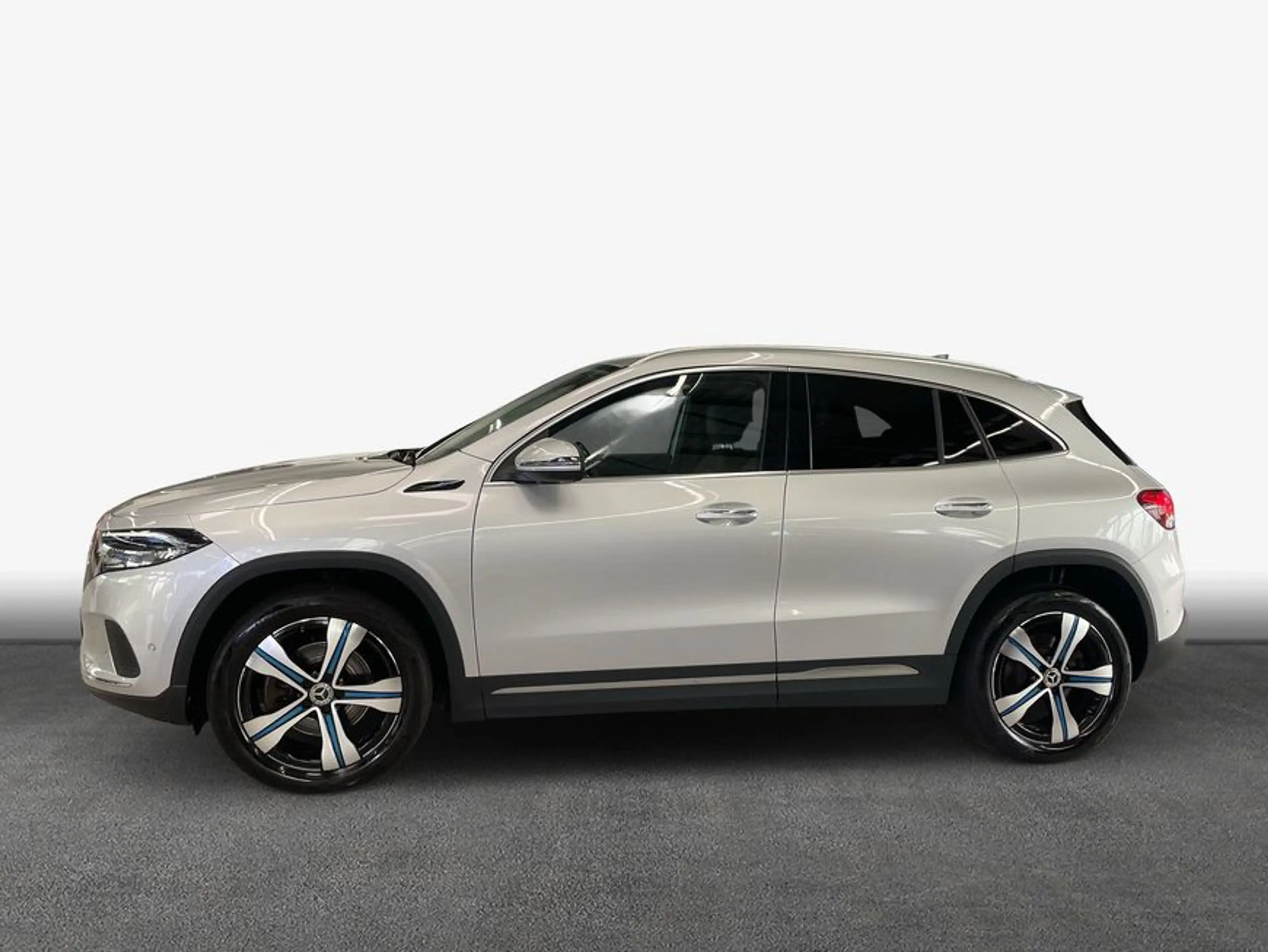 Mercedes-Benz EQA 300 EQA — photo 5