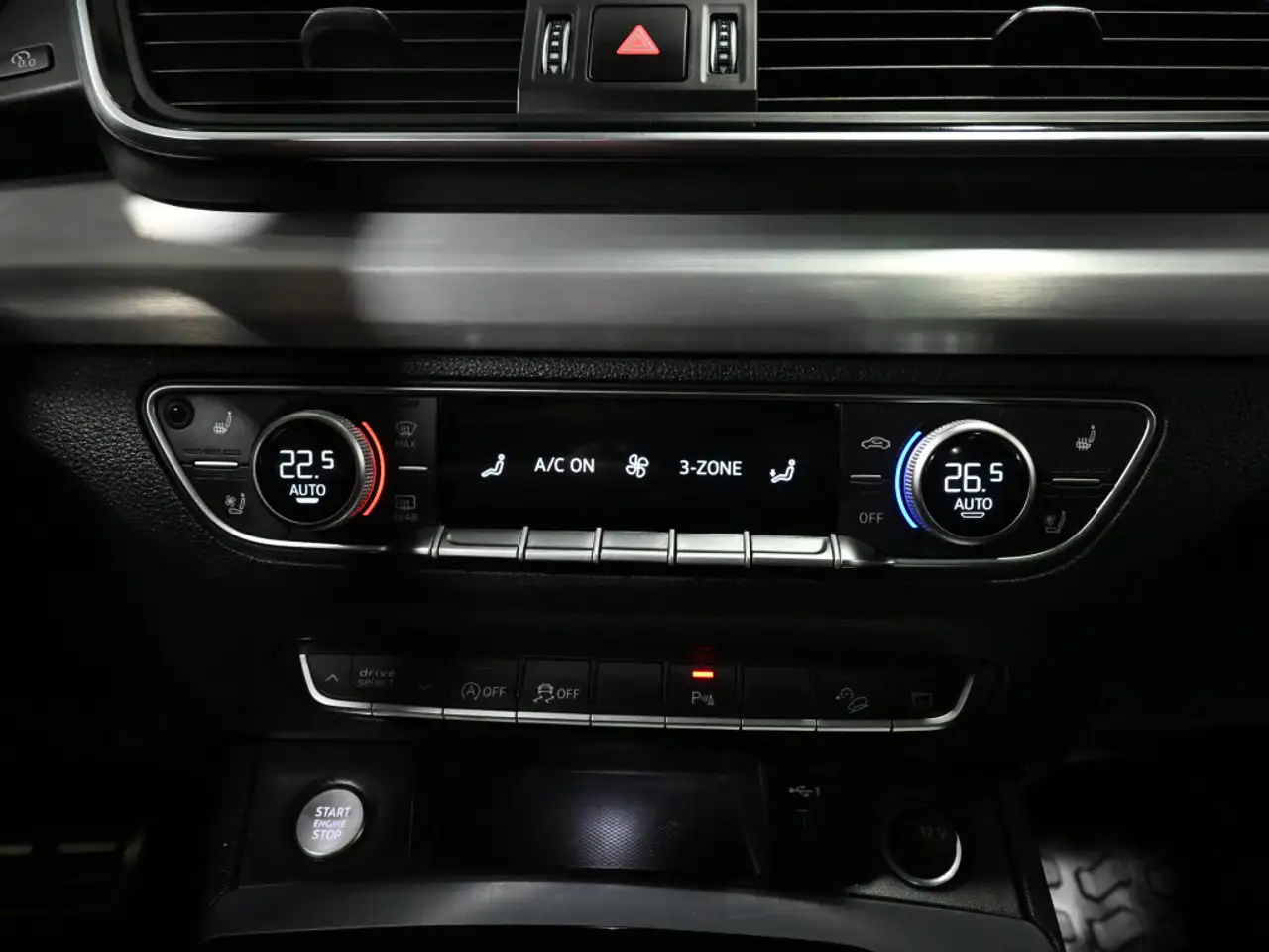 Audi Q5 снимка Audi Q5