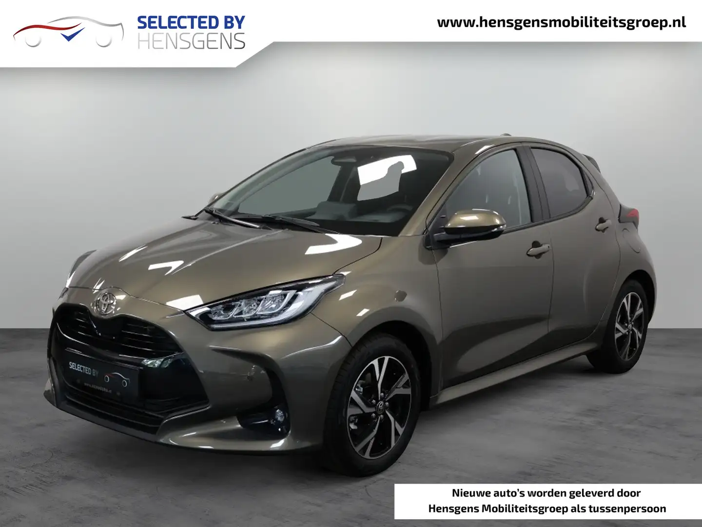 Toyota Yaris Hyb. 115 First Edition + Executive Pack | Snel lev - 1