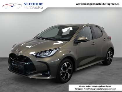 Toyota Yaris Hyb. 115 First Edition + Executive Pack | Snel lev