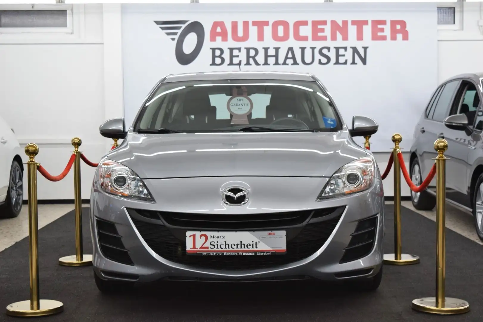 Mazda 3 Lim. Center-Line*58000 KM*GARANTIE* Silber - 1