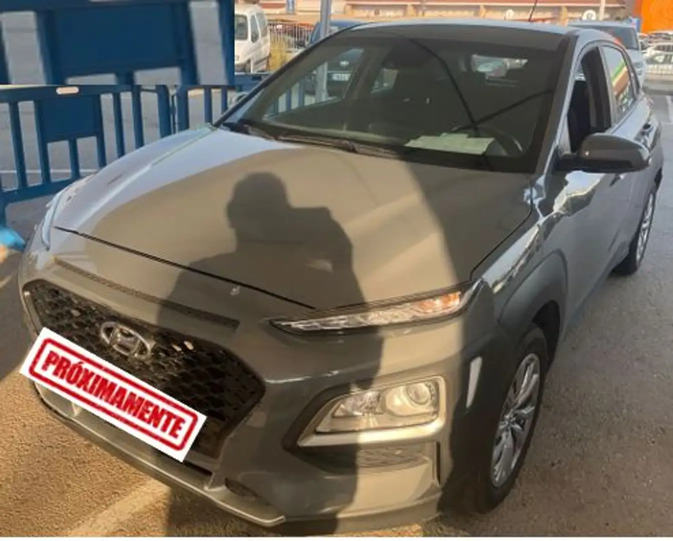 Hyundai KONA 1.0 TGDI Essence 4x2 Gris - 1