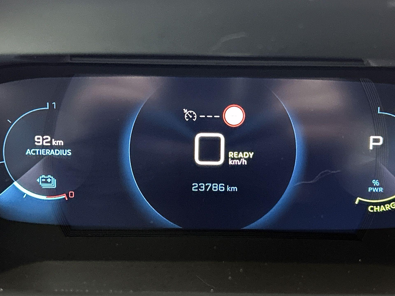 Peugeot e-2008 EV 136pk Allure Pack 50 kWh Automaat | 1ste Eigena — photo 13
