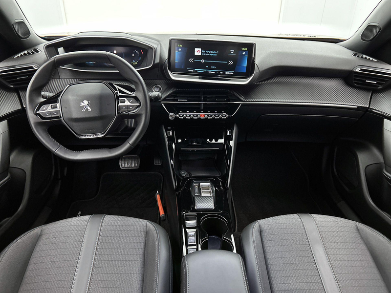 Peugeot e-2008 EV 136pk Allure Pack 50 kWh Automaat | 1ste Eigena — photo 10