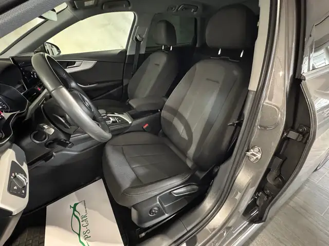 Audi A4 view 19