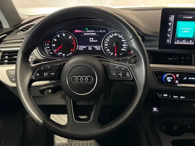 Audi A4 view 29