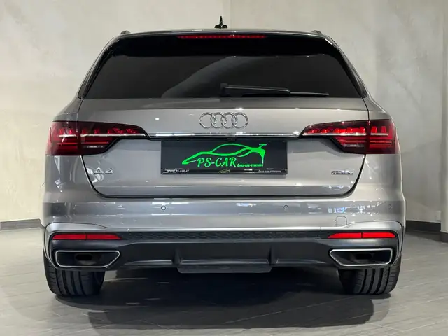 Audi A4 view 14