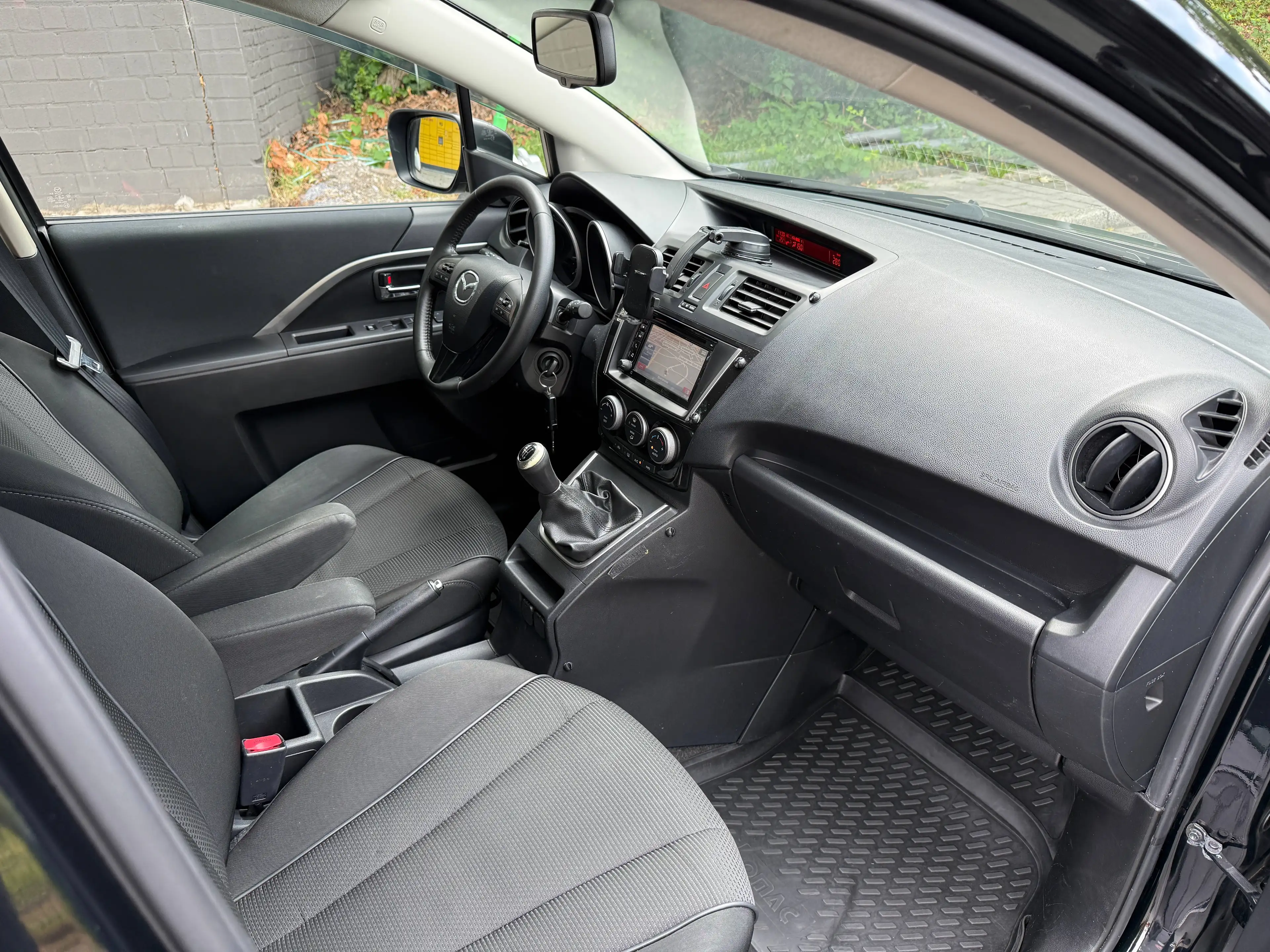 Mazda 5 Prime-Line*Klimaanlage*7 Sitze*Alufelgen*!! — photo 11