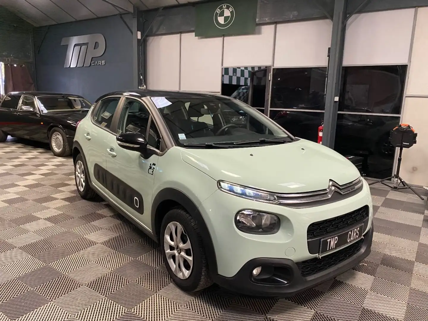 Citroen C3 BlueHDi 100ch Graphic S&S E6.d-TEMP BVM5 Grün - 1