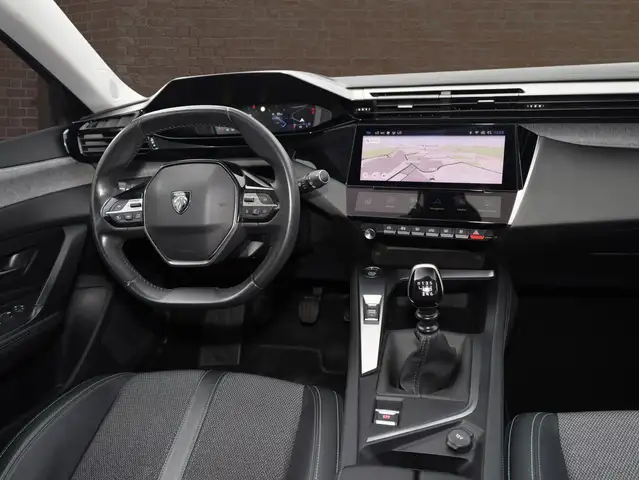 Peugeot 308 view 10