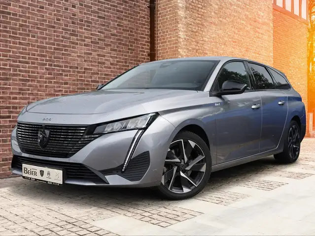 Peugeot 308 view 2