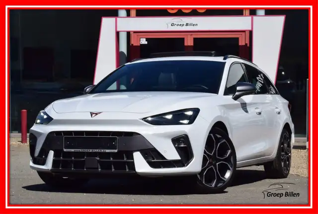 CUPRA Leon ST 1.5eTSi CARPLAY - PANO DAK - AMB LIGHT -2J GAR