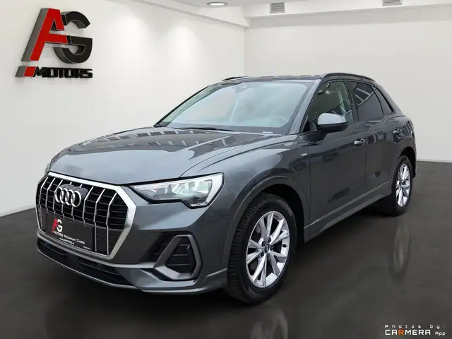 Audi Q3 2,0 TDI S-tronic S-Line Bus. Ed.