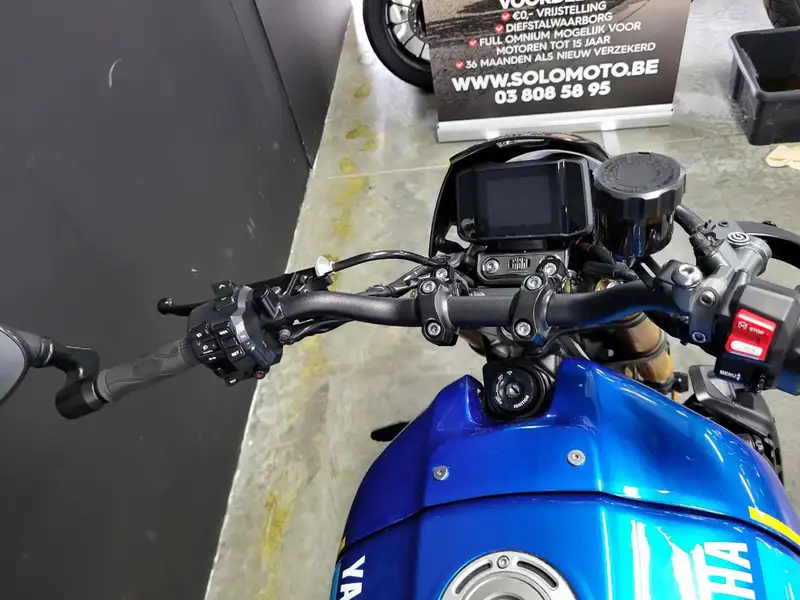 Yamaha XSR 900 - foto 4
